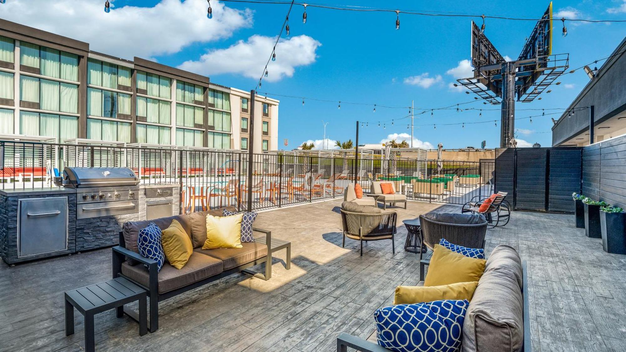Holiday Inn Dallas Market Ctr Love Field By Ihg Exterior foto
