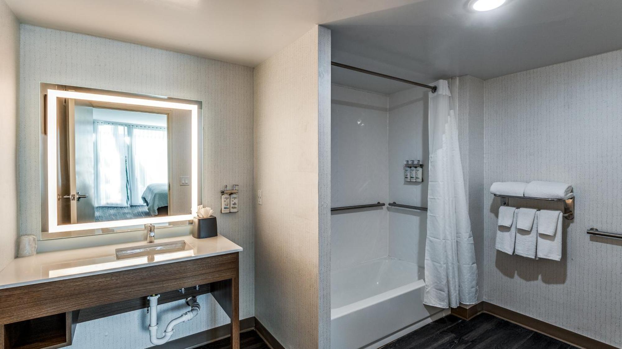 Holiday Inn Dallas Market Ctr Love Field By Ihg Exterior foto